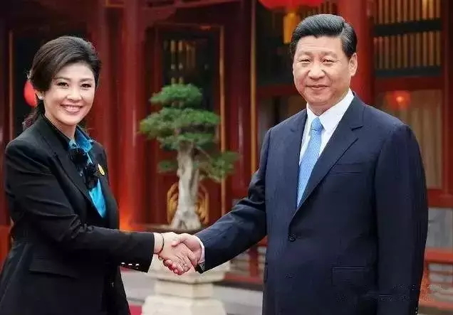 yingluck-chinnawat-01