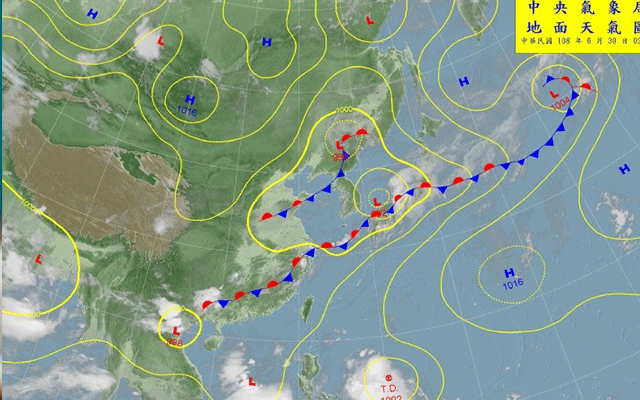 Weather-formed-by-typhoon-01