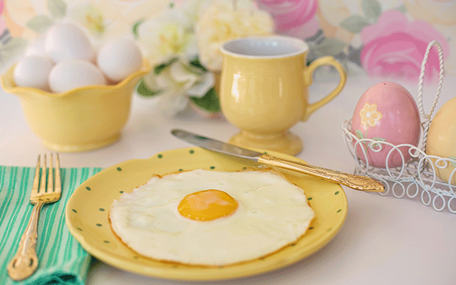 Eating-eggs-for-breakfast,-many-people-eat-it-wrong-02